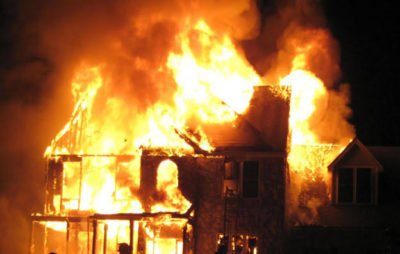 राजगढ़: घर में आग लगने से हुआ लाखों का नुकसान, दो महिलाएं भी झुलसी