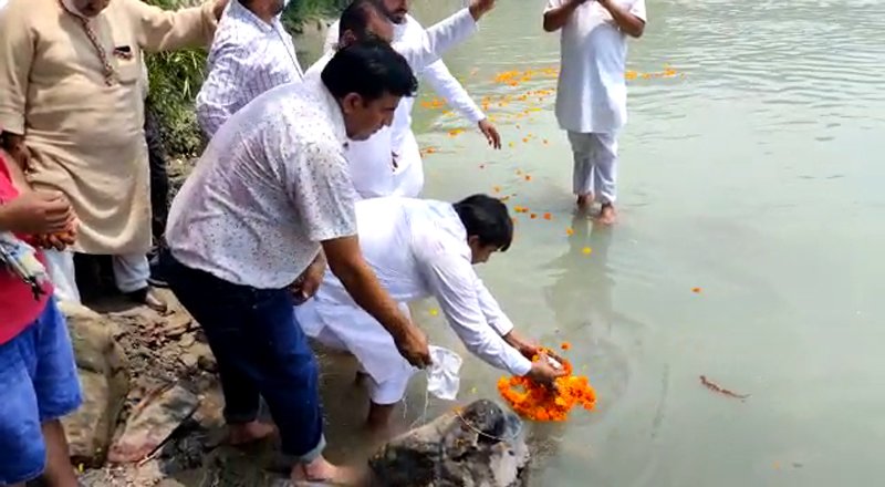 वीरभद्र सिंह के श्रंद्धाजलि कार्यक्रम में भाजपा नेताओं का ना आना हैरान करने वाला कदम