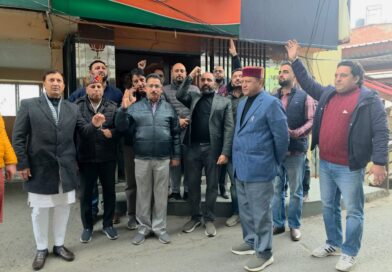 नगर निगम चुनाव में भाजपा की ऐतिहासिक जीत पर भाजपा मुख्यालय में जश्न