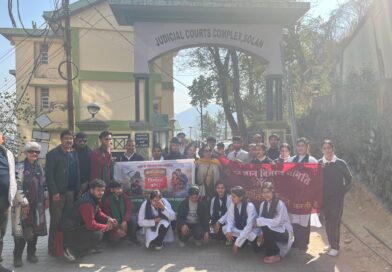 नशे के खिलाफ एक नुक्कड़ नाटक का आयोजन