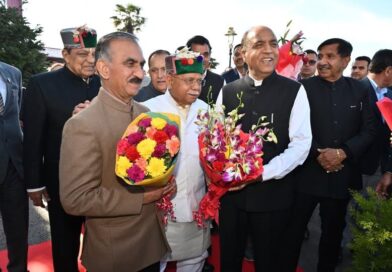 राज्यपाल शिव प्रताप शुक्ल को गर्मजोशी से दी गई विदाई, सीएम और नेता प्रतिपक्ष रहे मौजूद