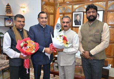 राज्य अनुसूचित जाति आयोग ने मुख्यमंत्री से की भेंट